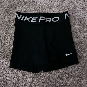 black xs nike pros